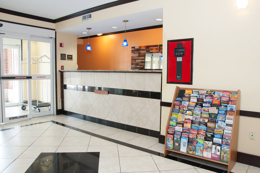 Western Addison/dallas 3* Addison