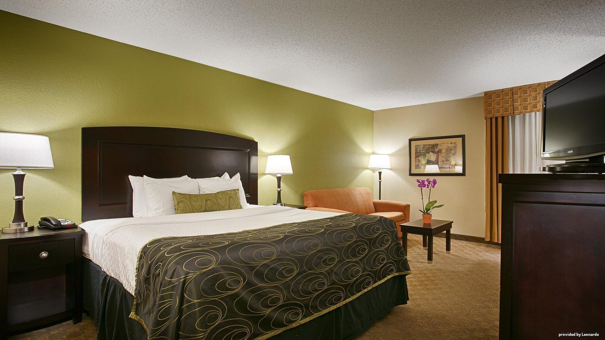 Hotel Western Addison/dallas