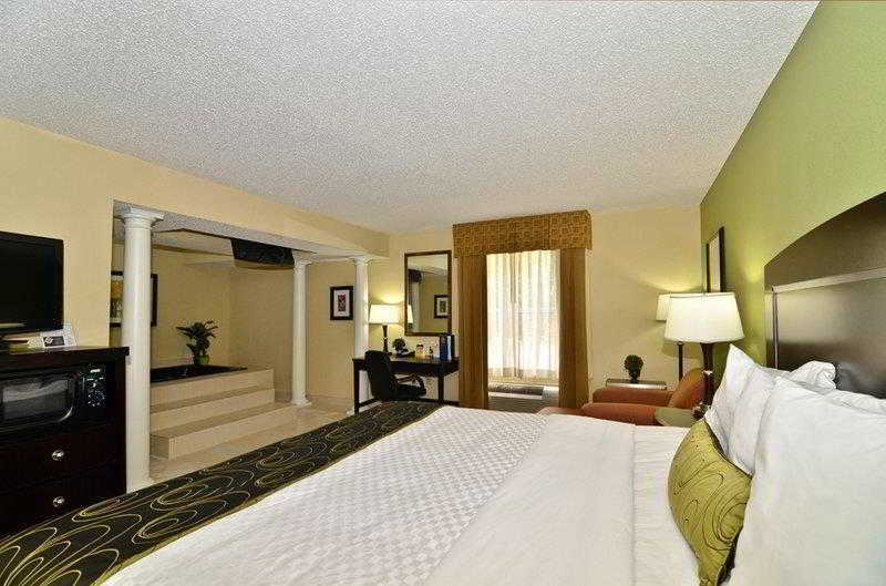Best Western Plus Addison/dallas Hotel 3*