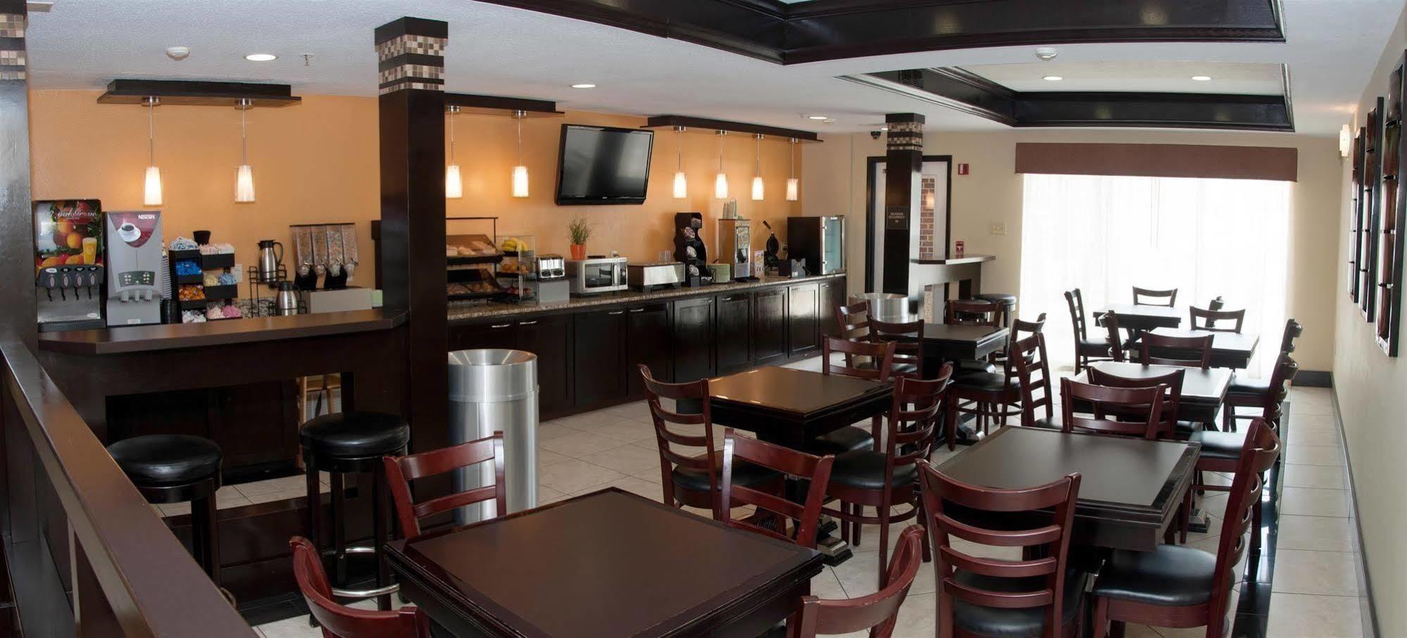Best Western Plus Addison/dallas Hotel
