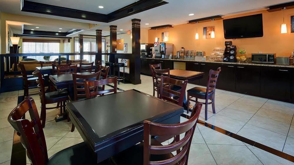 Western Addison/dallas Hotel 3*