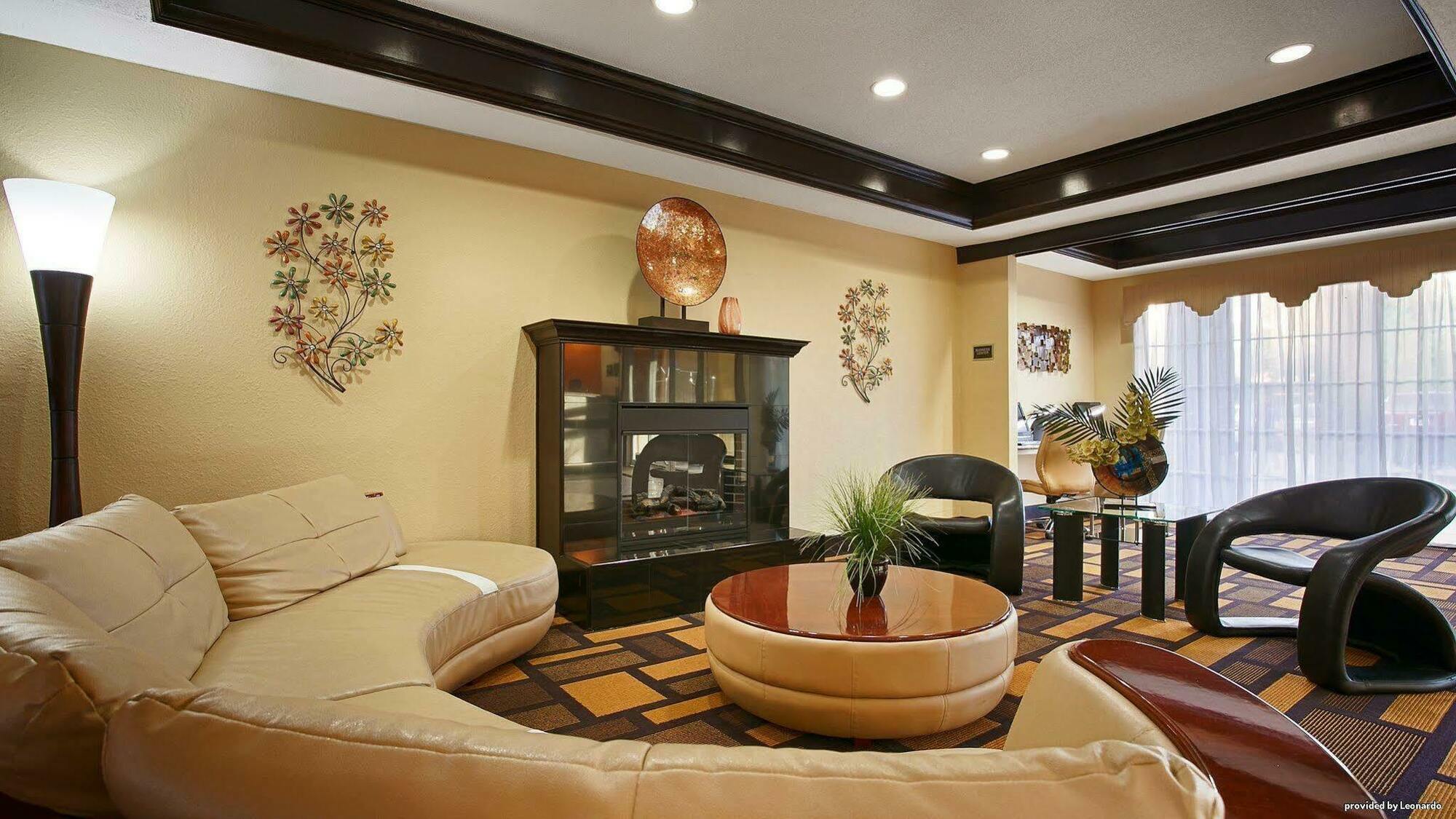 Western Addison/dallas Hotel 3*