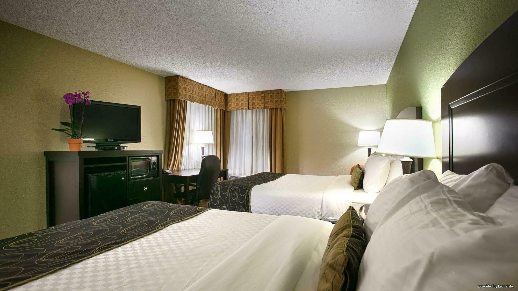 Western Addison/dallas Hotel